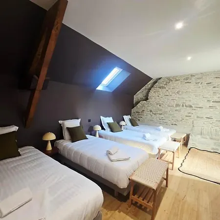 Le Domaine Des Porteaux بيت للعطل Genêts
