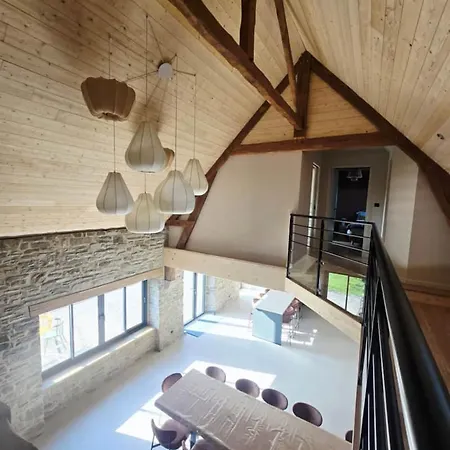 Le Domaine Des Porteaux بيت للعطل